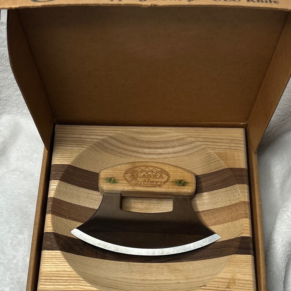 Ulu Knife with Wooden Handle & Chopping Bowl